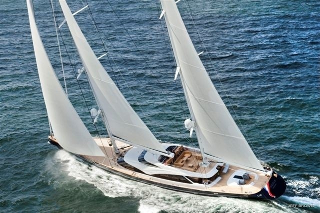 Yacht TWIZZLE, Royal Huisman | CHARTERWORLD Luxury Superyacht Charters